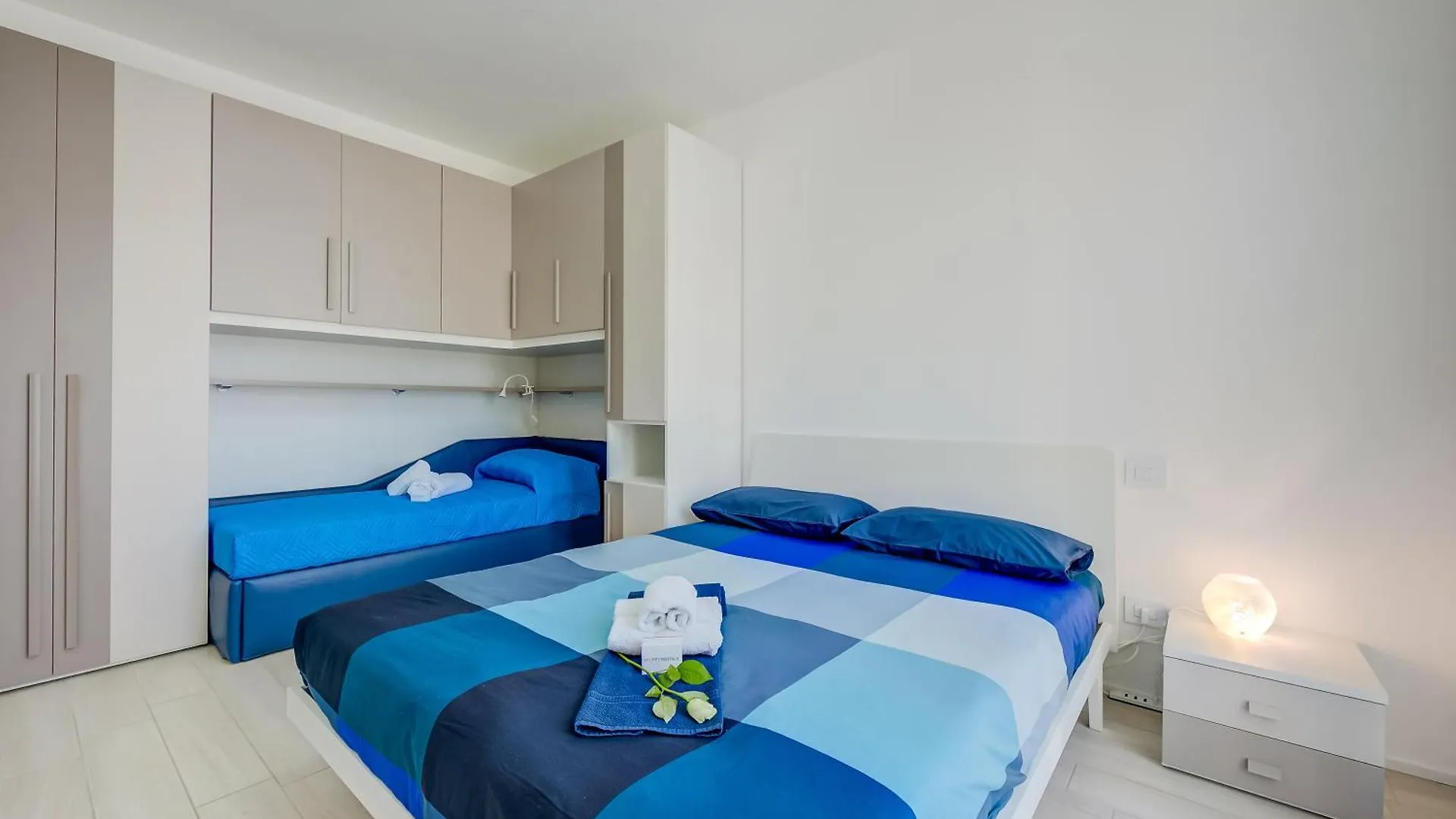 Una Meta Tra Gli Ulivi - Happy Rentals Peschiera del Garda