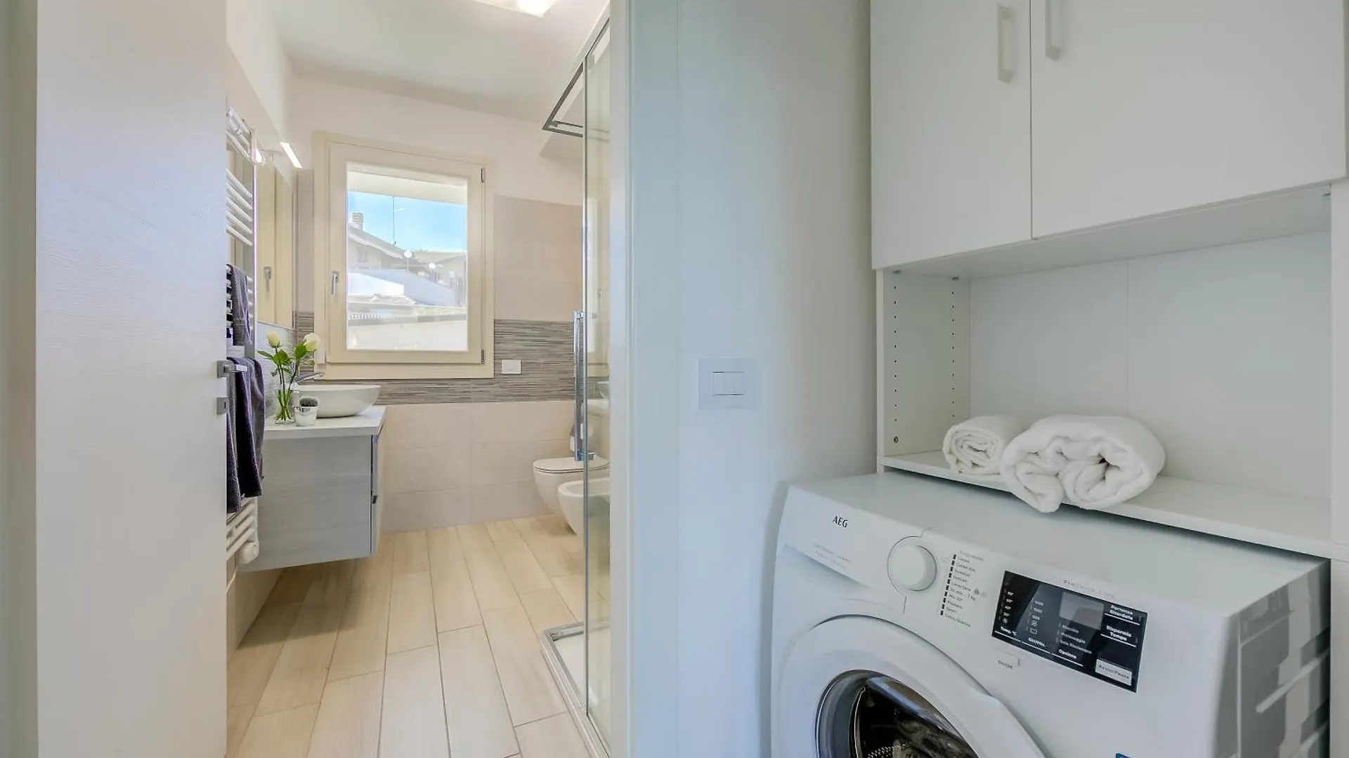 Una Meta Tra Gli Ulivi - Happy Rentals Peschiera del Garda 0*,  Italy